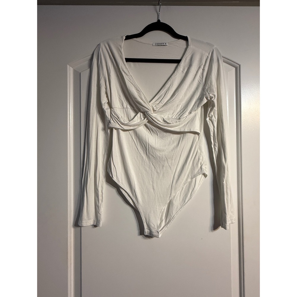 MANGOPOP Bodysuit Medium White Twist Front V-Neck Long Sleeve Balletcore Chic